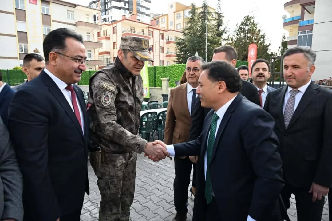 Kayseri'de Yeni İlkokulun Açılışı Gerçekleştirildi