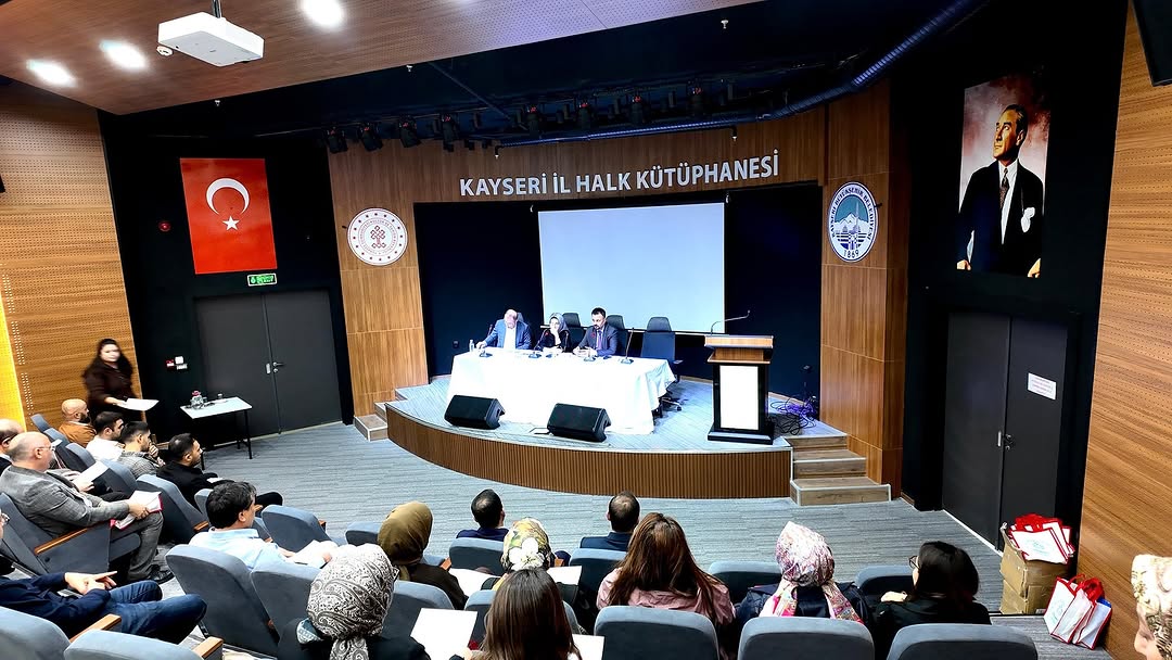 Kayseri'de Halk Kütüphaneleri Eşgüdüm Toplantısı Yapıldı