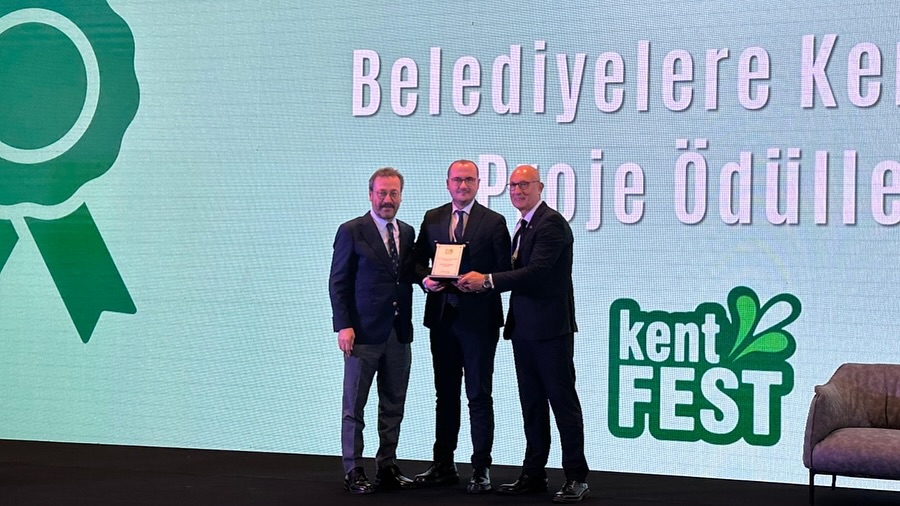 Kayseri Büyükşehir Belediyesi'ne Tarihi Alan Dönüşümünde En İyi Belediye Ödülü