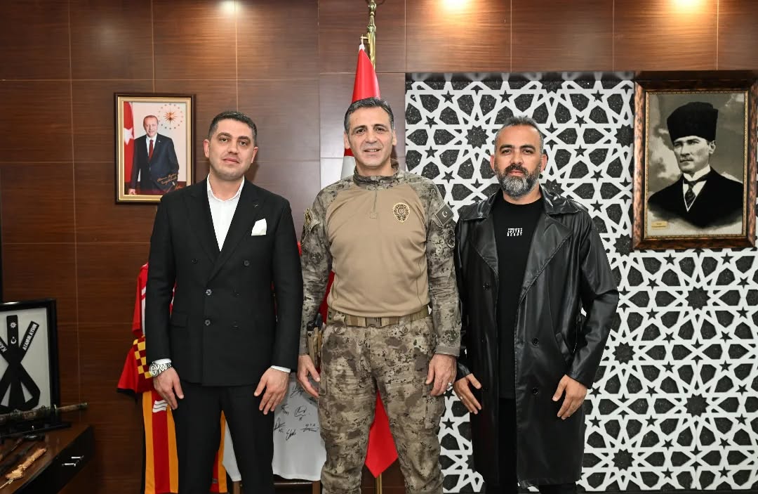 Kayseri'de İş İnsanı ve Mülki Amir, Emniyet Müdürü'nü Ziyaret Etti