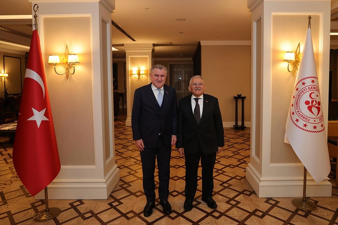 Kayseri'de Gençlik ve Spor Yatırımları Masaya Yatırıldı