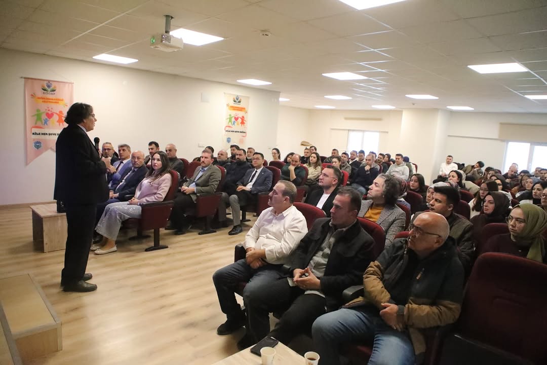 Develi'de Eğitimcilere 