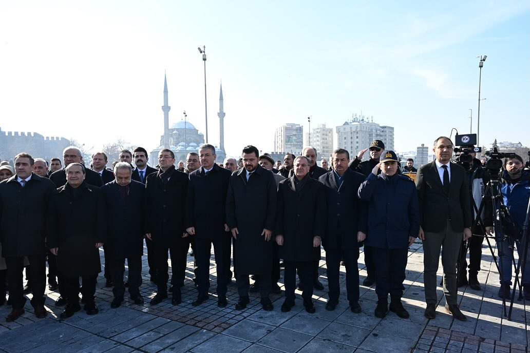 Kayseri'ye 12 Yeni Ambulans Teslim Edildi