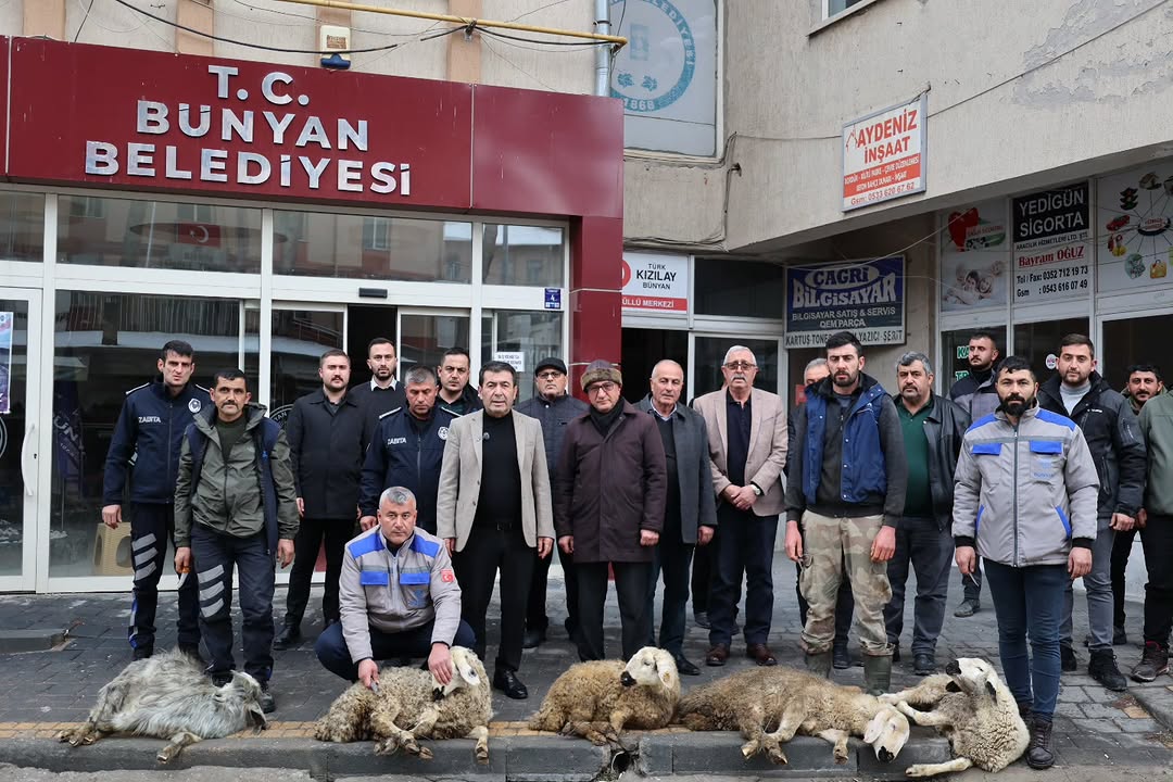 Kayseri'de Bünyan Belediyesi'ne Memnuniyet Ödülü ve Anlamlı Bağış