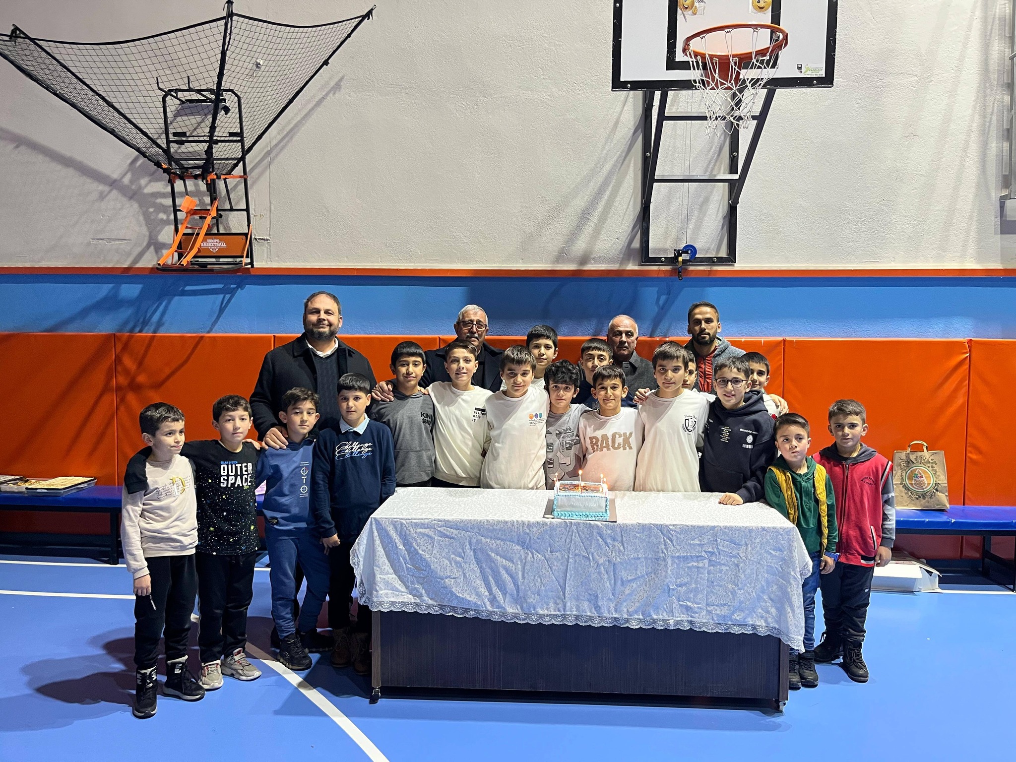 Bünyan İmam Hatip Ortaokulu'ndan Büyük Başarı: Şampiyonluk Kutlaması