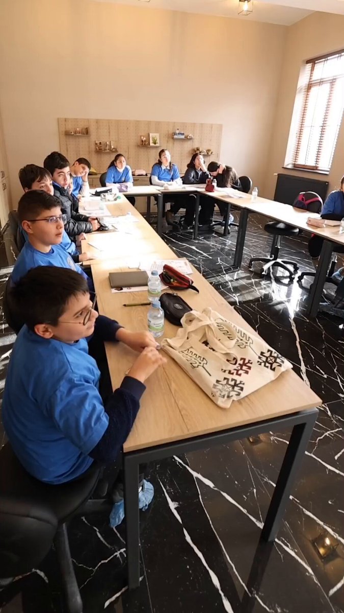 Kayseri Melikgazi'de İngilizce Yarıyıl Kampı Renkli Etkinliklerle Tamamlandı