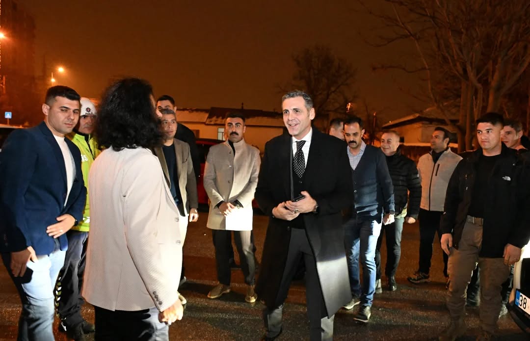 Kayseri'de Valilik ve Emniyet Müdürlüğü'nden Nikah Törenine Anlamlı Katılım