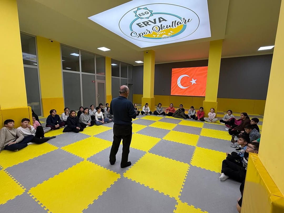 Melikgazi ERVA Spor Okullarında Spor ve Değerler Eğitimi Bir Arada İşleniyor