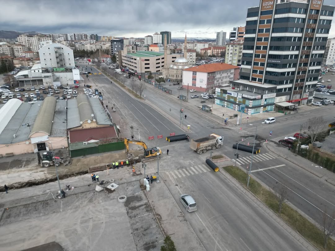 Kayseri'de Kartal Kavşağı için Altyapı Yenileme Çalışmaları Başladı
