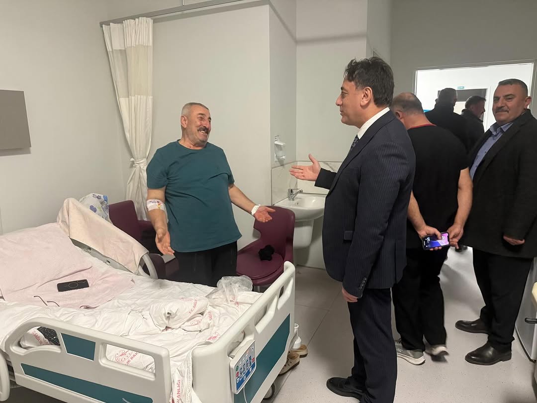 Develi Belediye Başkanı Adem Şengül, Hastanede Hastaları Ziyaret Etti