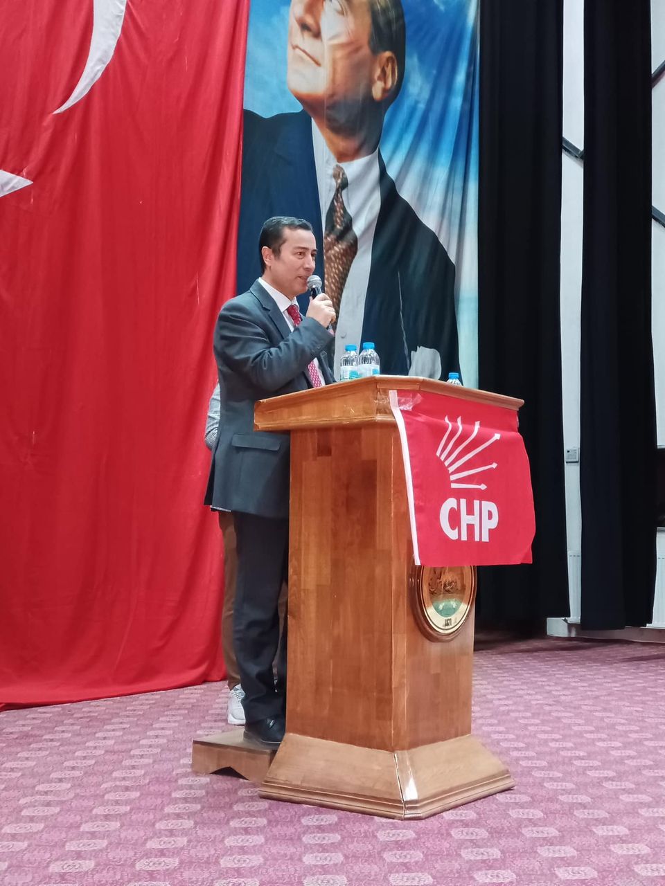 CHP Kayseri, Develi ilçesinde belediye başkan adayını tanıttı