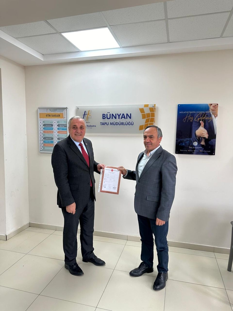 MHP Kayseri İl Başkanlığı, Bünyan İlçe Teşkilatına Yapılan Bağışla Dikkatleri Üzerine Çekti