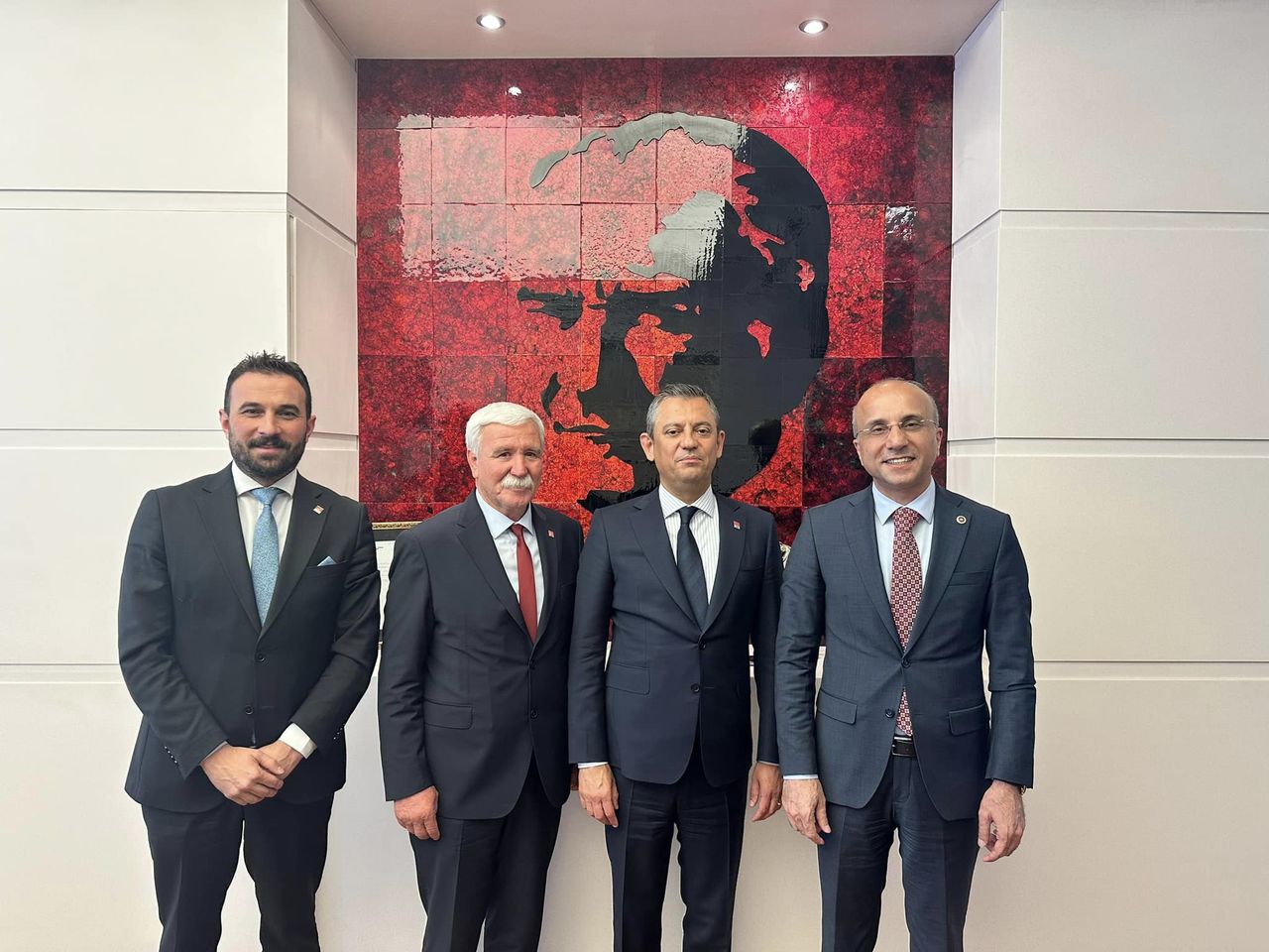 Kayseri'de Siyasi Temsilciler, Pınarbaşı Belde Toplantısında Önemli Konuları Masaya Yatırdı