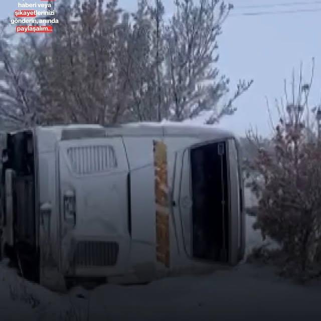 Nevşehir'de Yolcu Otobüsü Yan Yattı: 5 Kişi Yaralandı