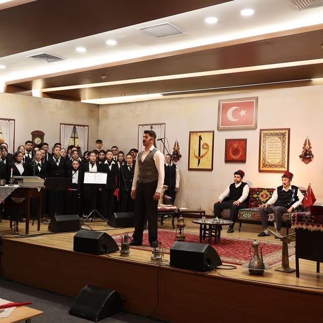 Talas Belediyesi'nde İstiklal Marşı'nın 104. Yıl Dönümü Kutlandı