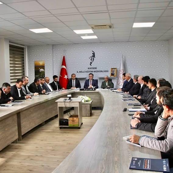 Kayseri'de Meslek Liseleri Değerlendirme Toplantısı Yapıldı