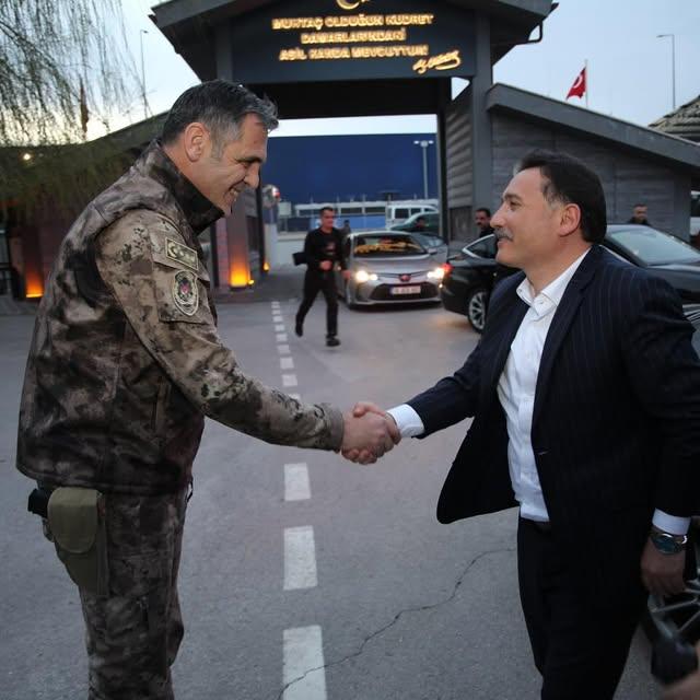 Kayseri'de İftar Programı: Valisi ve İl Emniyet Müdürü Özel Harekat Birimlerini Ziyaret Etti