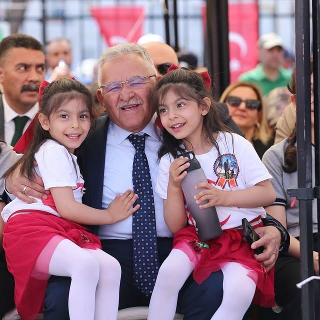 Kayseri'de 23 Nisan Coşkusu