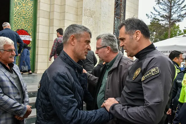 Kayseri Emniyet Müdürü, Cenaze Törenine Katıldı
