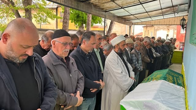 Bünyan Belediyesi, Güldeste Yeşiltaş'ın Ailesine Taziye Ziyareti Yaptı