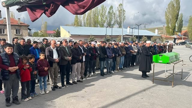 Bünyan'da Ferdane Temizyürek'in Vefatı Üzerine Taziye Ziyareti