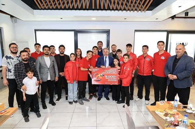 Talas Belediyesi, TEKNOFEST 2025 KKTC Finallerinde Ödül Alan Öğrencileri Kutladı