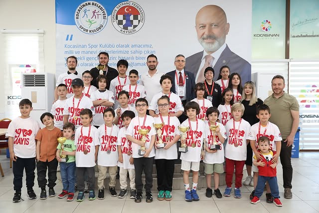 19 Mayıs Atatürk'ü Anma Gençlik ve Spor Bayramı Satranç Turnuvası Sona Erdi