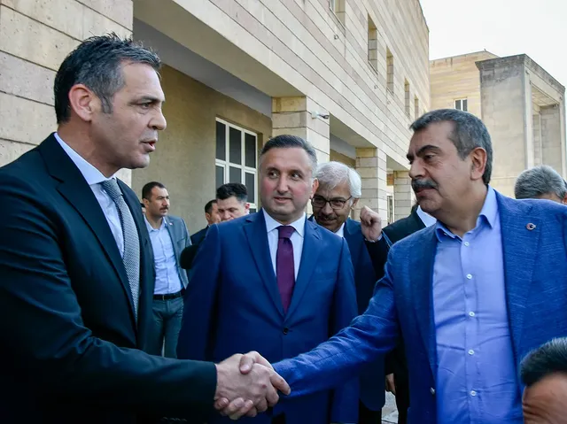 Milli Eğitim Bakanı Tekin, Kayseri'de Protokol Tarafından Karşılandı
