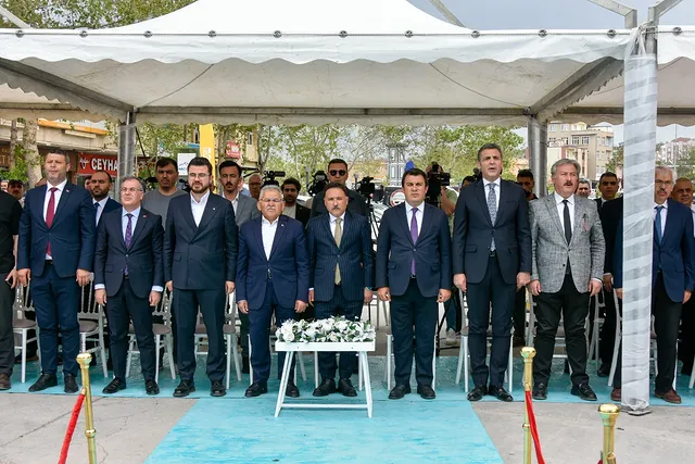 Hacılar'da Yeni Konut ve Ticaret Merkezi İçin Temel Atıldı
