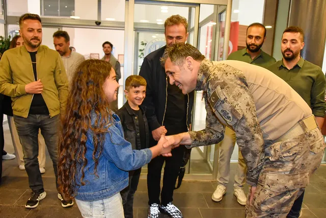 Kayseri'de Siber Suçlarla Mücadele Farkındalık Tiyatro Gösterisi Düzenlendi