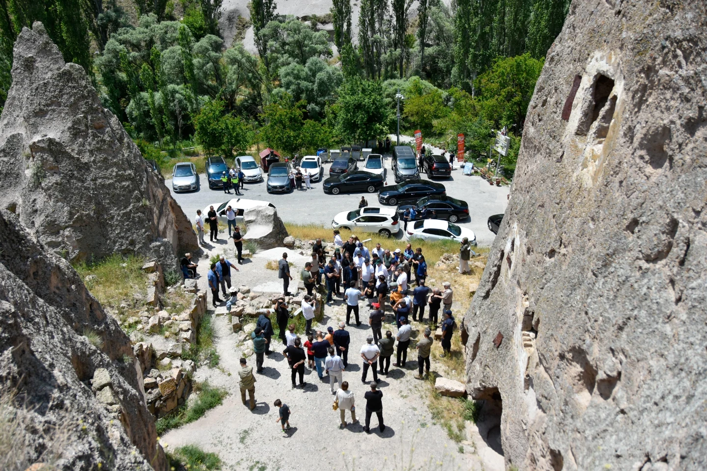 Kayseri Protokolü Soğanlı Vadisi'nde Kültür Gezisine Katıldı