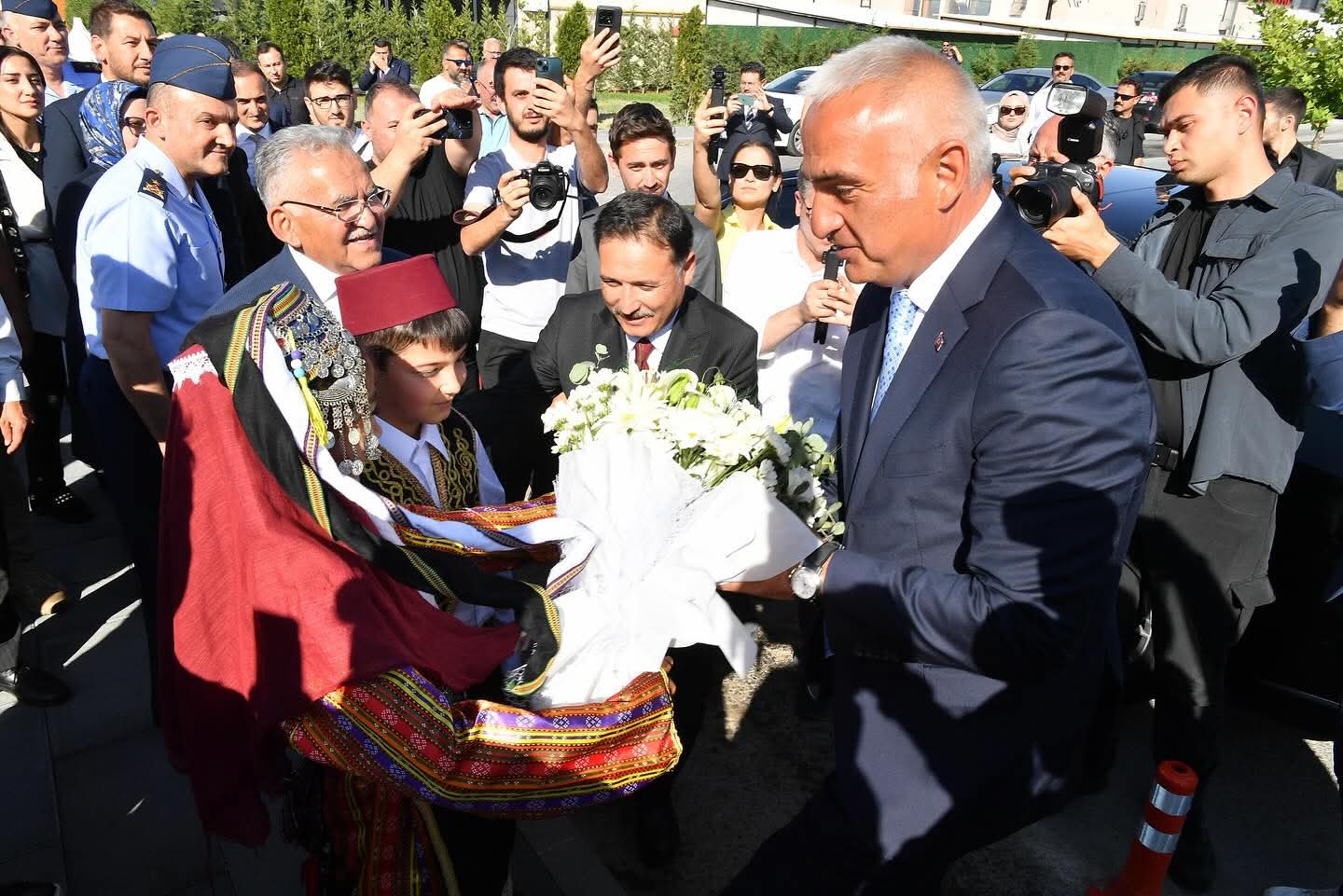 Kayseri'ye Yeni Halk Kütüphanesi Açıldı: Şehre Kültür Katkısı