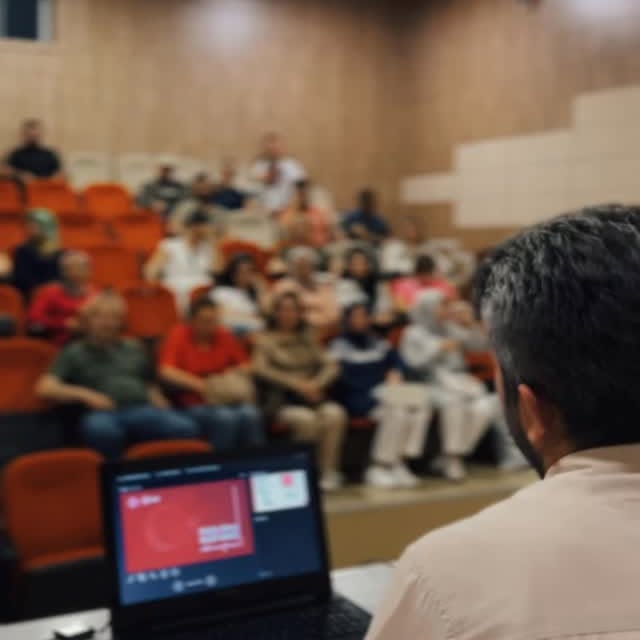 Kayseri'de Öğretmenlere Yeni Müfredat Eğitimi Başladı