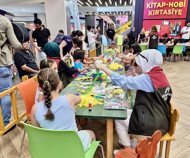Kocasinan Belediyesi Çocuk Kulübü'nde Eğlenceli Atölyeler Düzenlendi