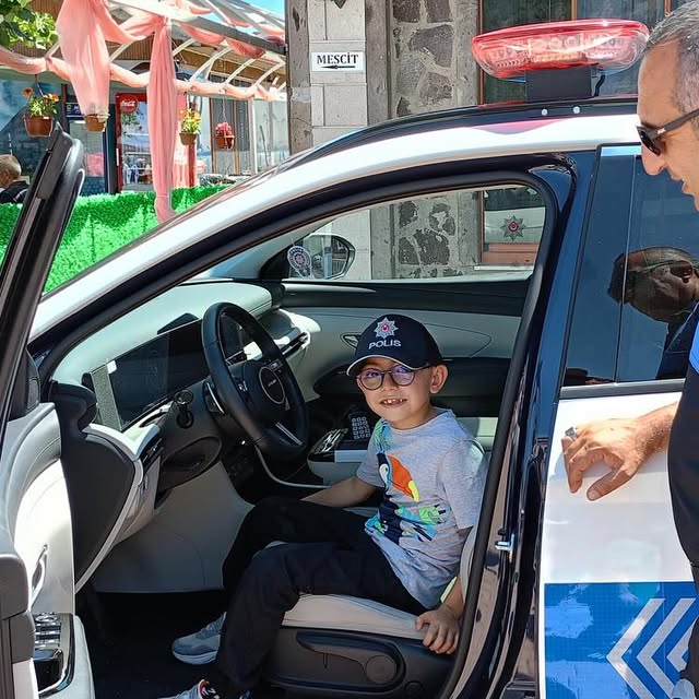 Kayseri Emniyet'ten Engelsiz Çocuklara Özel Ziyaret