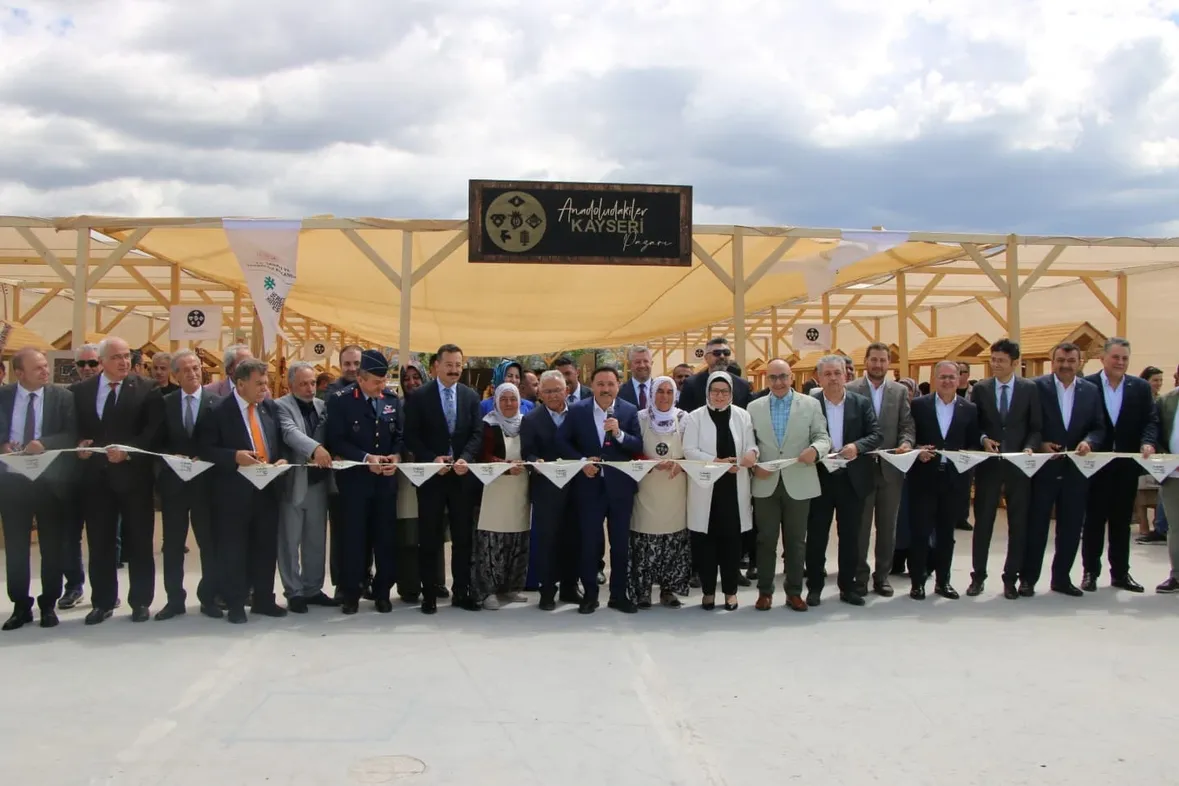 Kayseri'de Anadolu'daki Üreticiler Millet Bahçesi'nde Buluştu