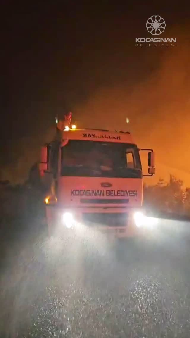 Kocasinan Belediyesi İzmir'deki Orman Yangınlarına Destek Veriyor
