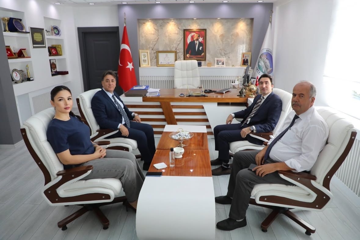Develi Kaymakamı Comaklı, Belediye Başkanını Ziyaret Etti