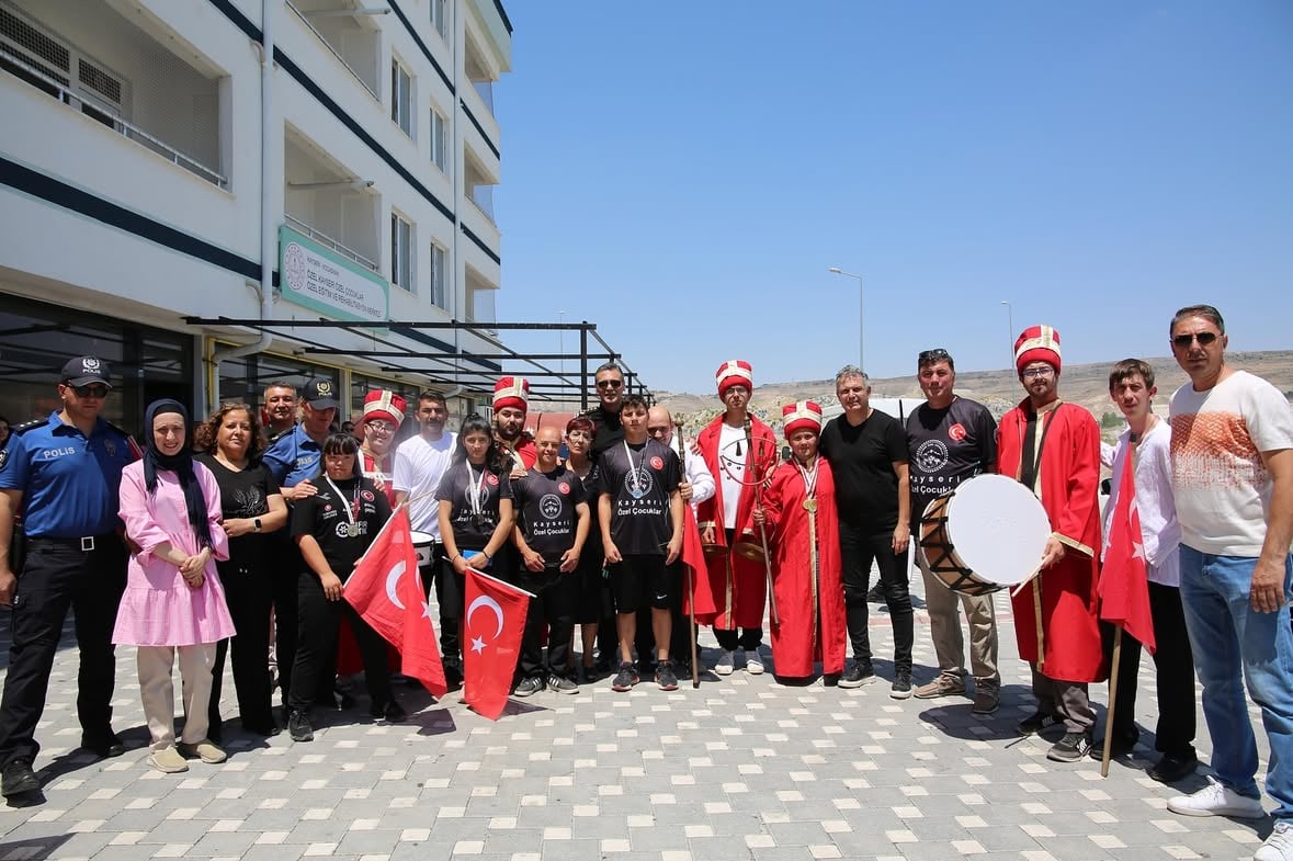Kayseri'de Özel Sporcular Türkiye Şampiyonası'nda Başarı