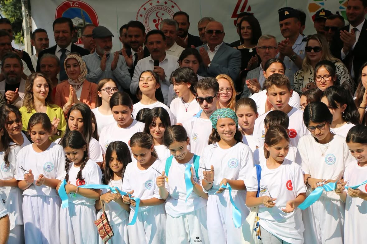 Kayseri'de Yeni Spor Tesisi Gencilerin Hizmetine Sunuldu