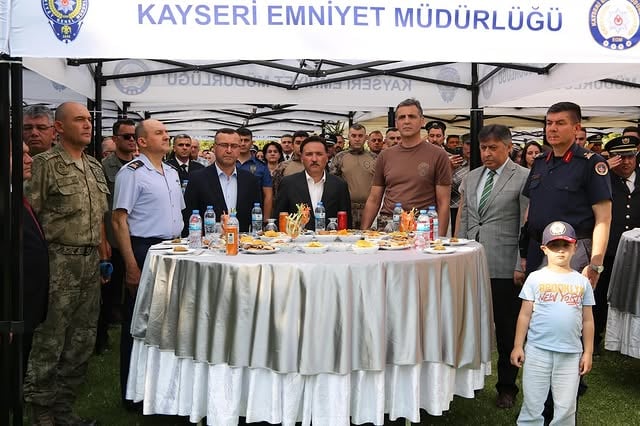 Kayseri Emniyet'te Rütbe Terfisi ve Ödül Töreni Gerçekleştirildi