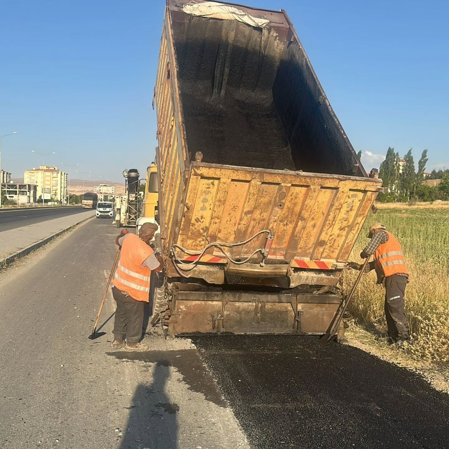 Bünyan'da Altyapı ve Çevre Düzenleme Çalışmaları Aralıksız Sürüyor