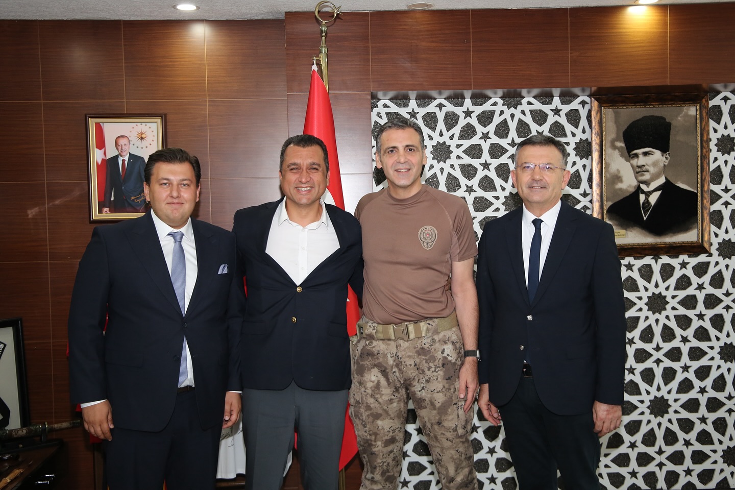 Savunma Sanayi Temsilcileri ve İş İnsanları Kayseri Emniyet Müdürü'nü Ziyaret Etti