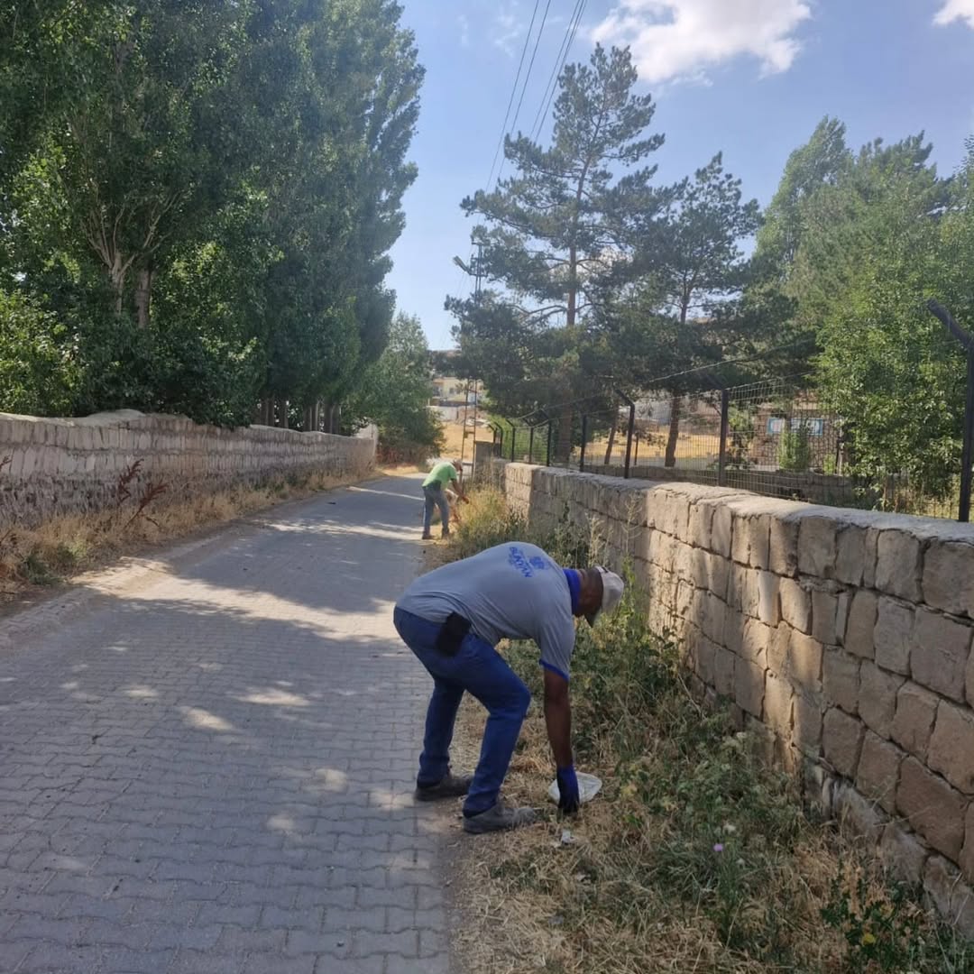 Bünyan'da Çevre Temizliği Çalışmaları Aralıksız Sürüyor
