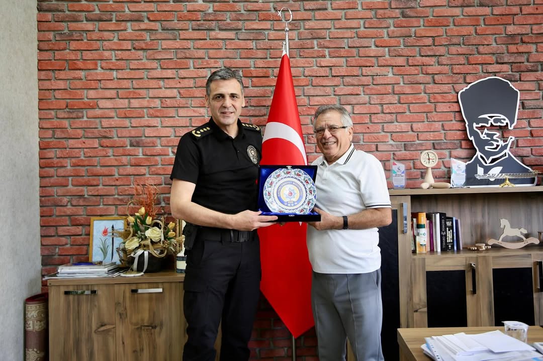 Kayseri Emniyet Müdürü, Cihangir Okulları'nı Ziyaret Etti