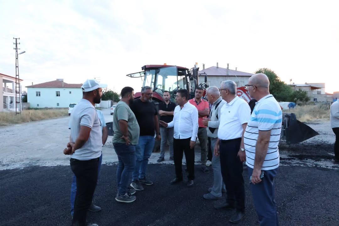 Bünyan'da Asfalt ve Çevre Düzenleme Çalışmaları Devam Ediyor