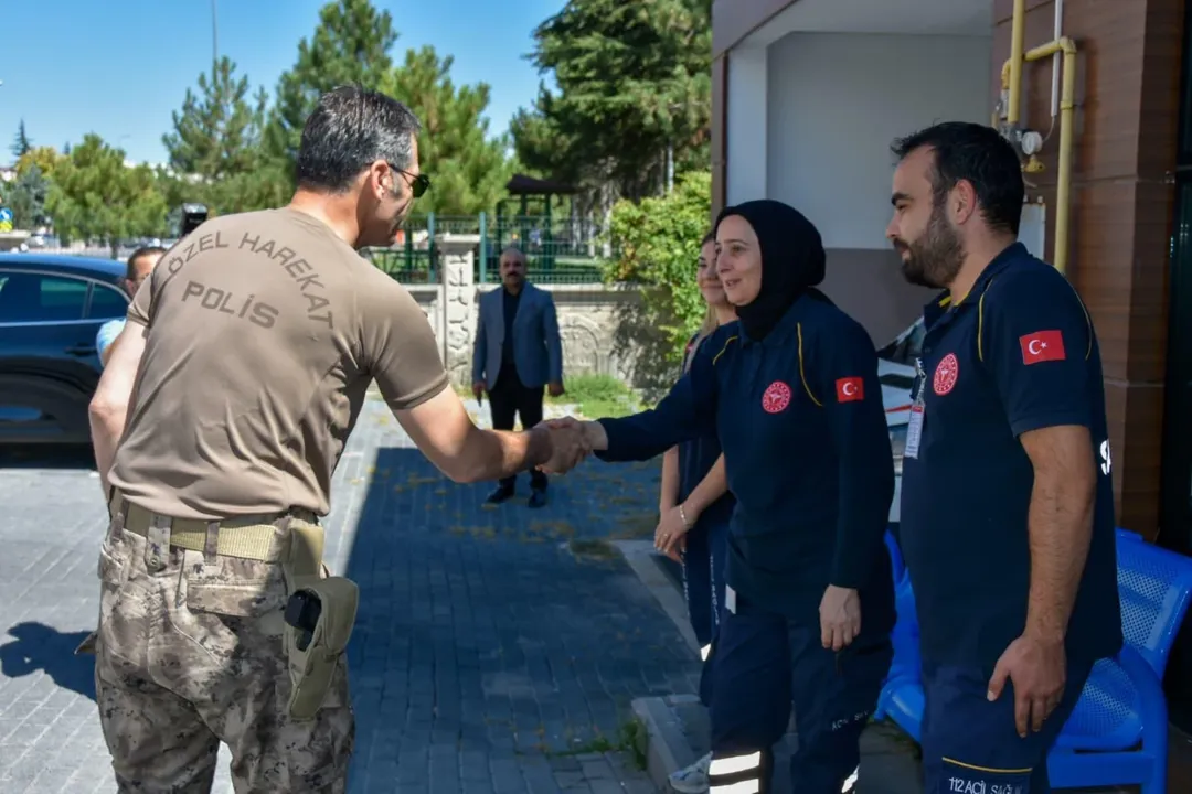 Kayseri Emniyet Müdürü, 112 Acil Çağrı Merkezi ve Acil Sağlık İstasyonlarını Ziyaret Etti