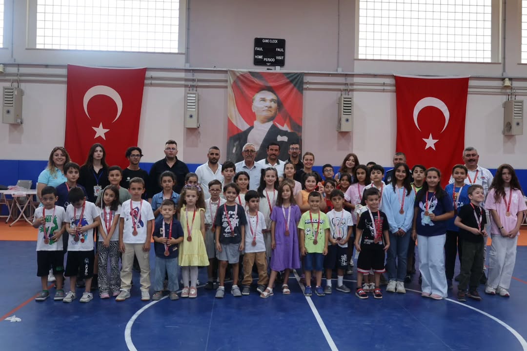 Bünyan'da Satranç Heyecanı: Öğrenciler Yarıştı, Derece Gelenlere Madalya Takdim Edildi