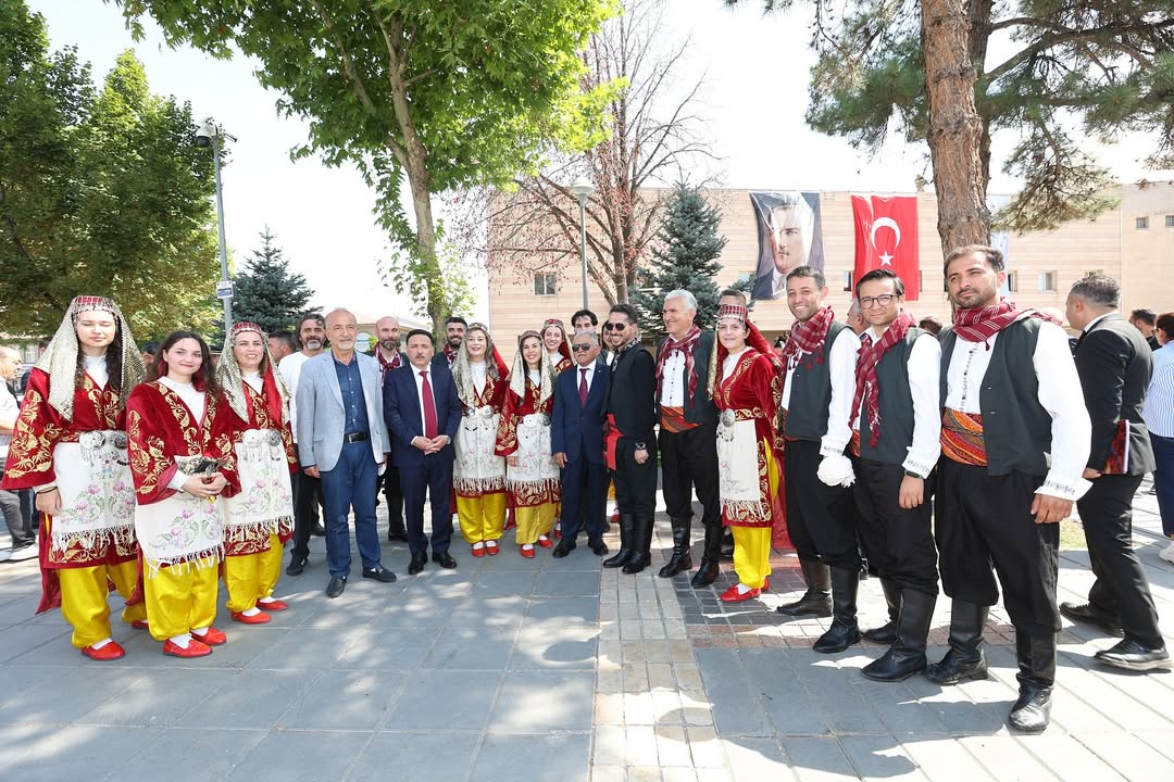 Kayseri, 30 Ağustos Zafer Bayramı'nı Coşkuyla Kutladı