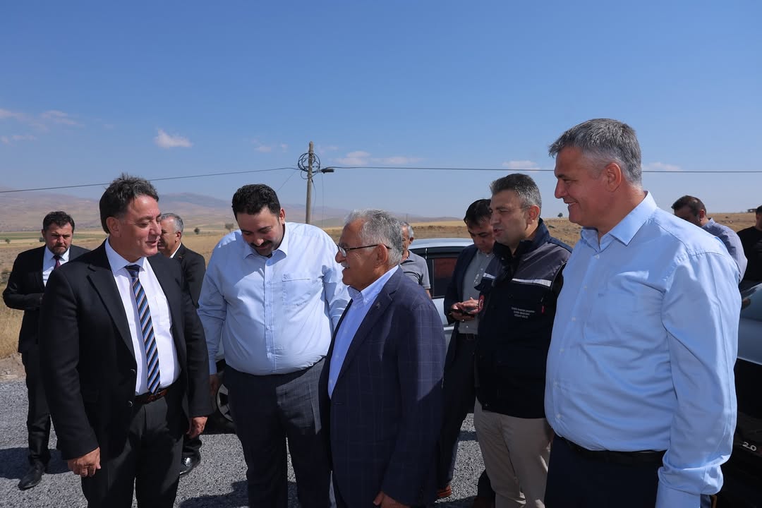 Kayseri'de Develi İlçesi Yol Çalışmaları: Çöten-Millidere Arası İkinci Kat Kaplama